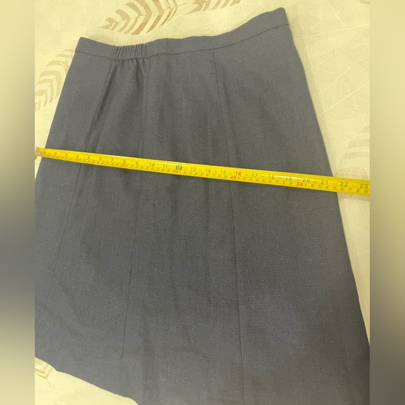 Elegant Navy Blue Women's Skirt - Picture 4 of 7